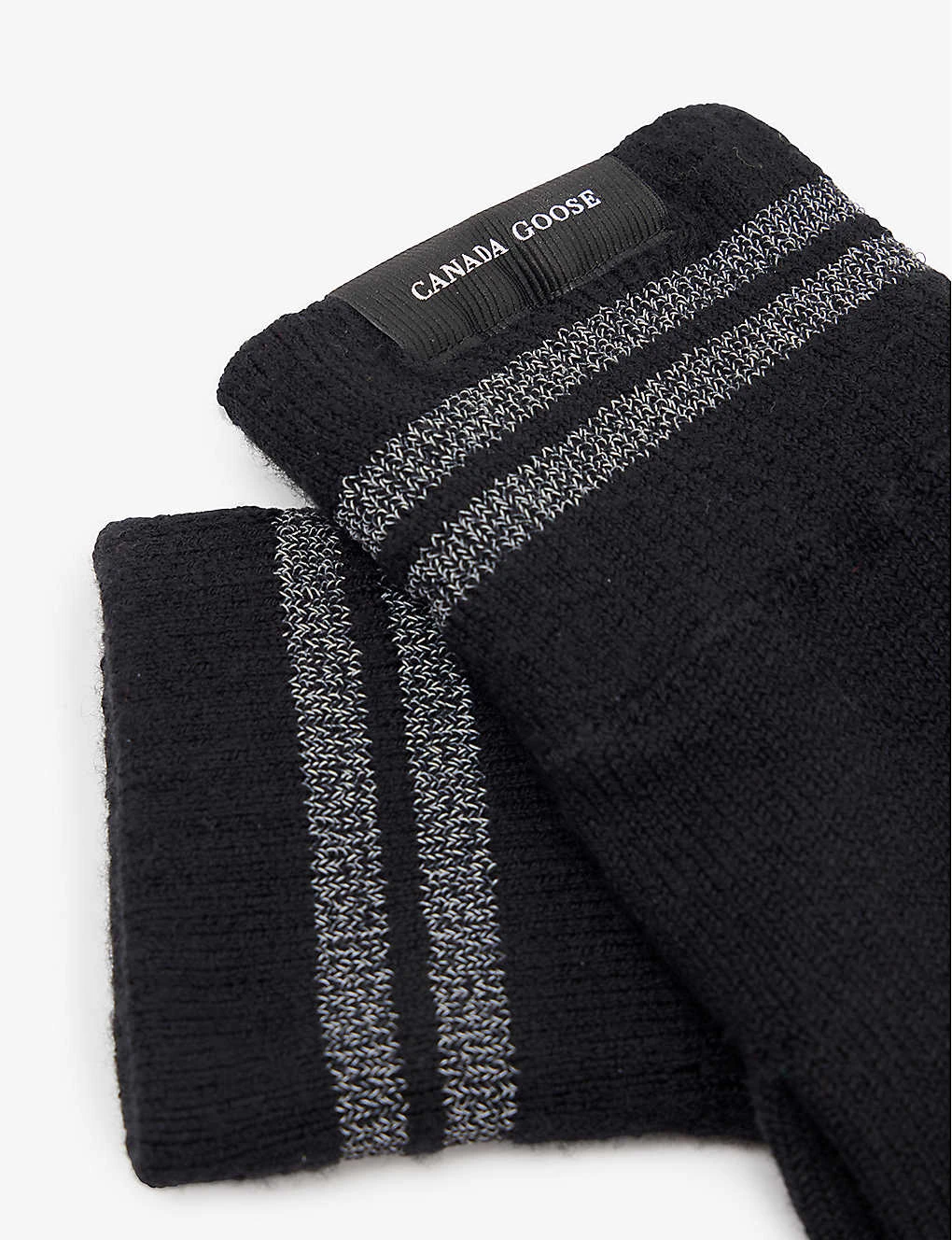 Canada Goose Barrier Logo-tab Wool Gloves 4 Canada Goose Barrier Logo-tab Wool Gloves - Image 2