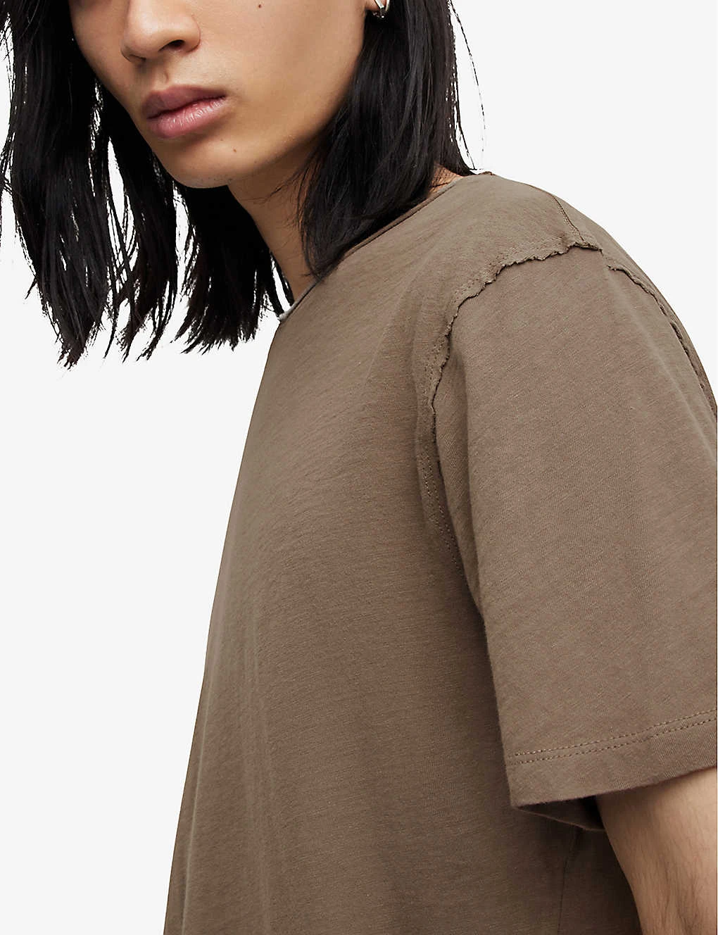 AllSaints Figure Raw-edged Organic-cotton T-shirt 7 AllSaints Figure Raw-edged Organic-cotton T-shirt - Image 5