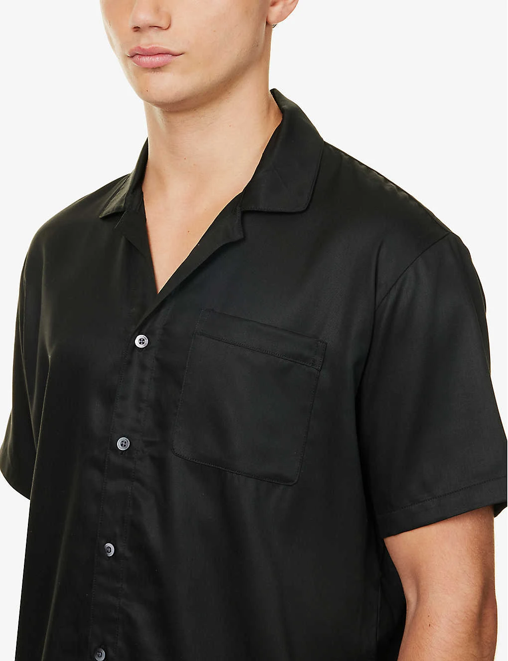 Calvin Klein Patch-pocket Short-sleeved Woven Shirt 7 Calvin Klein Patch-pocket Short-sleeved Woven Shirt - Image 5